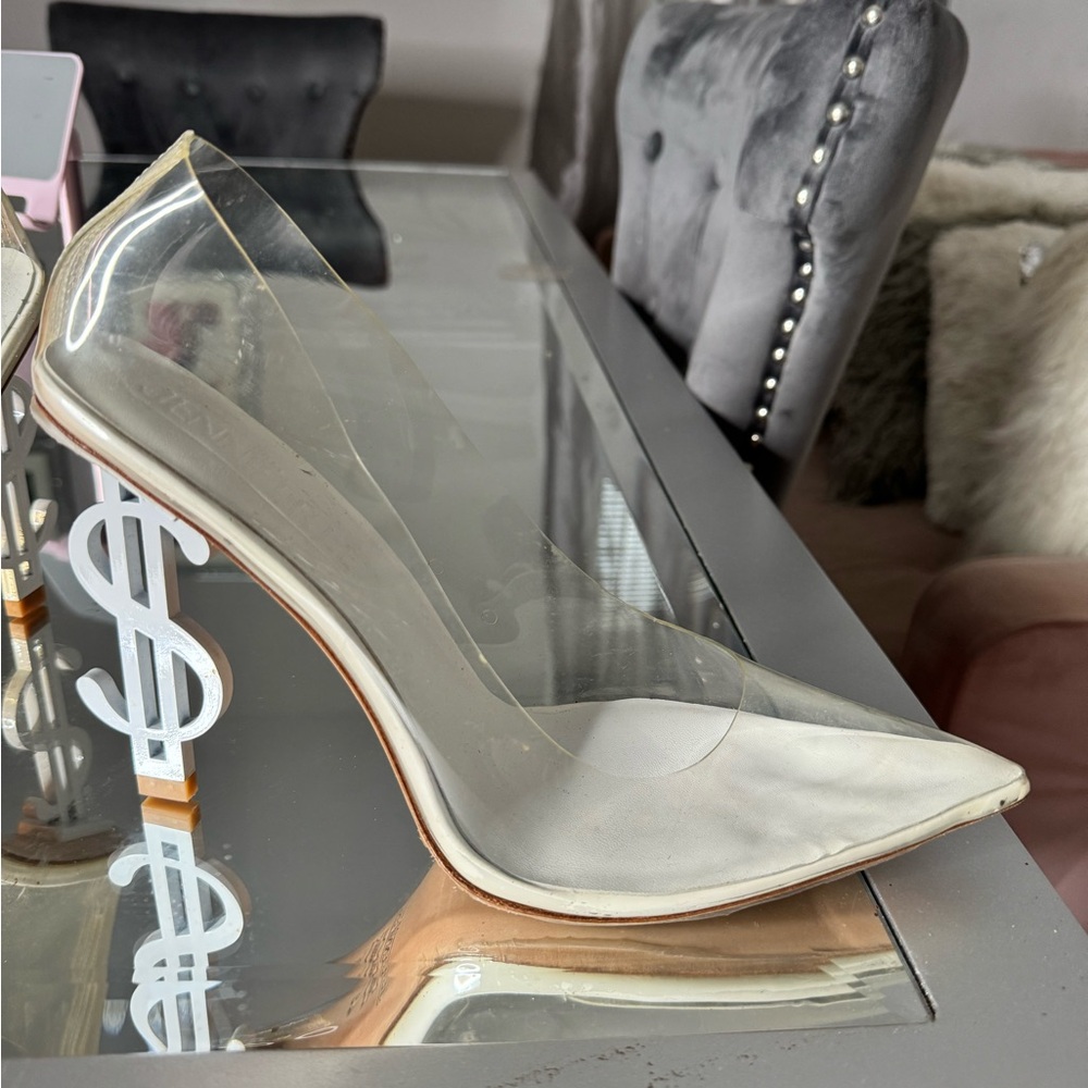 Jennifer Le money heels size 43